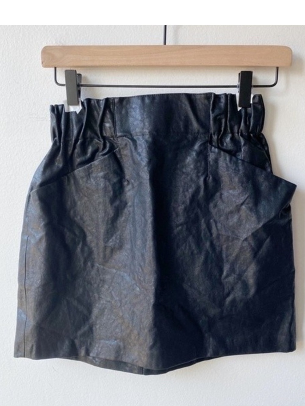 Zara Basic Black Faux Leather Mini Skirt Sz M